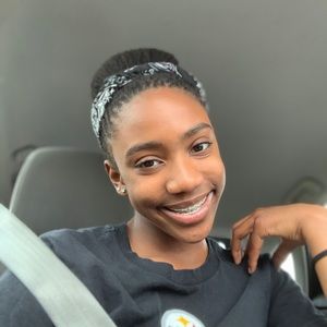 Meet your Posher, Logan